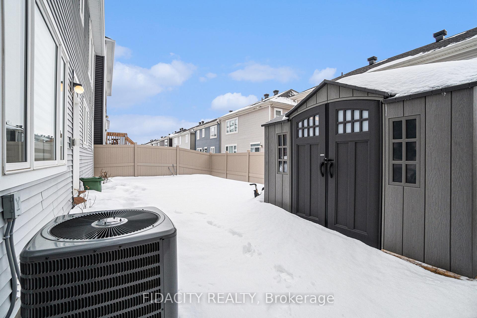 Photo 24 of 916 Lesage Way, Ottawa, Chapel Hill South - Orleans Village — HOMEH