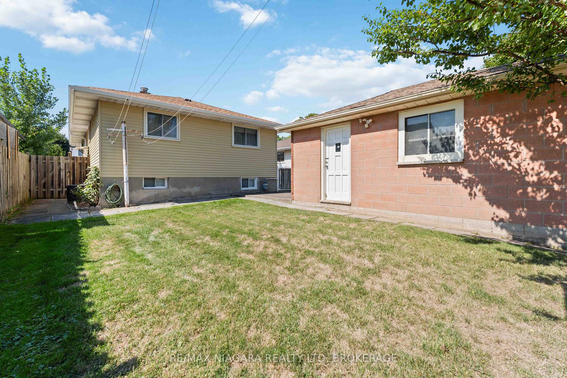 Photo 16 of 5514 Glenholme Avenue, Niagara Falls, Hospital — HOMEH