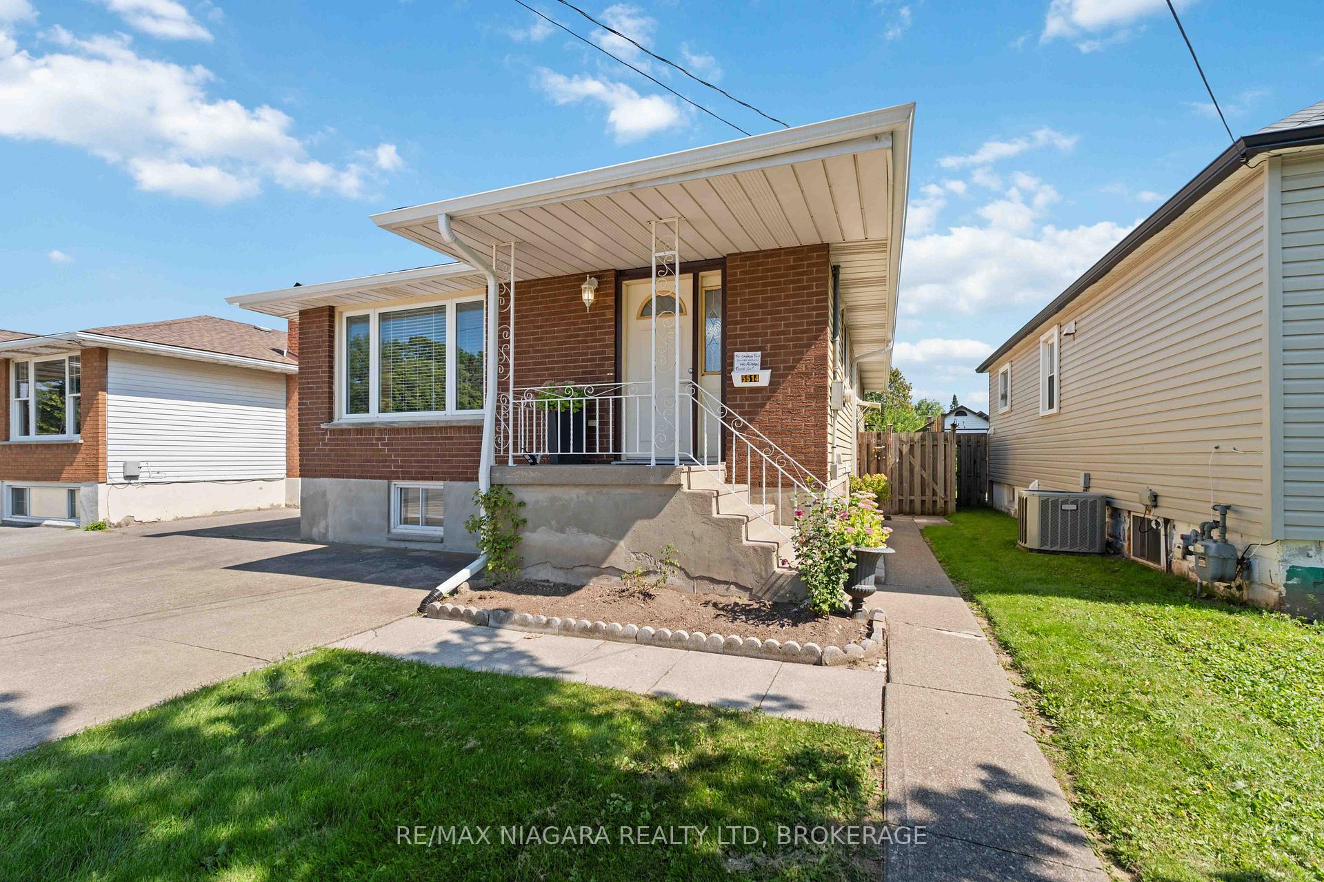 Photo 21 of 5514 Glenholme Avenue, Niagara Falls, Hospital — HOMEH