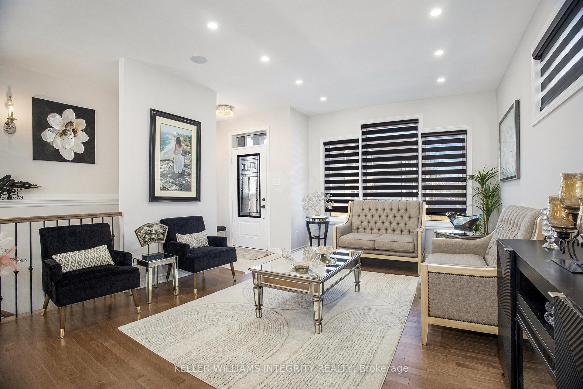 Photo 4 of 240 Argonaut Circle, Ottawa, Chapel Hill South - Orleans Village — HOMEH
