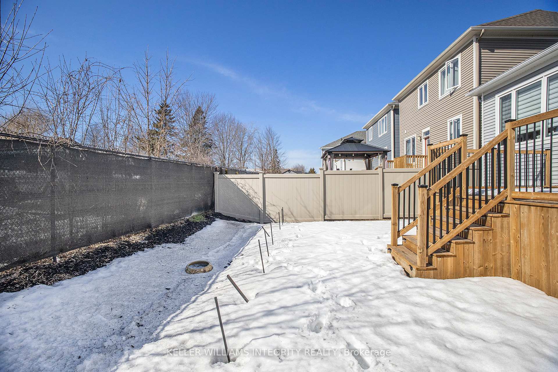 Photo 20 of 240 Argonaut Circle, Ottawa, Chapel Hill South - Orleans Village — HOMEH