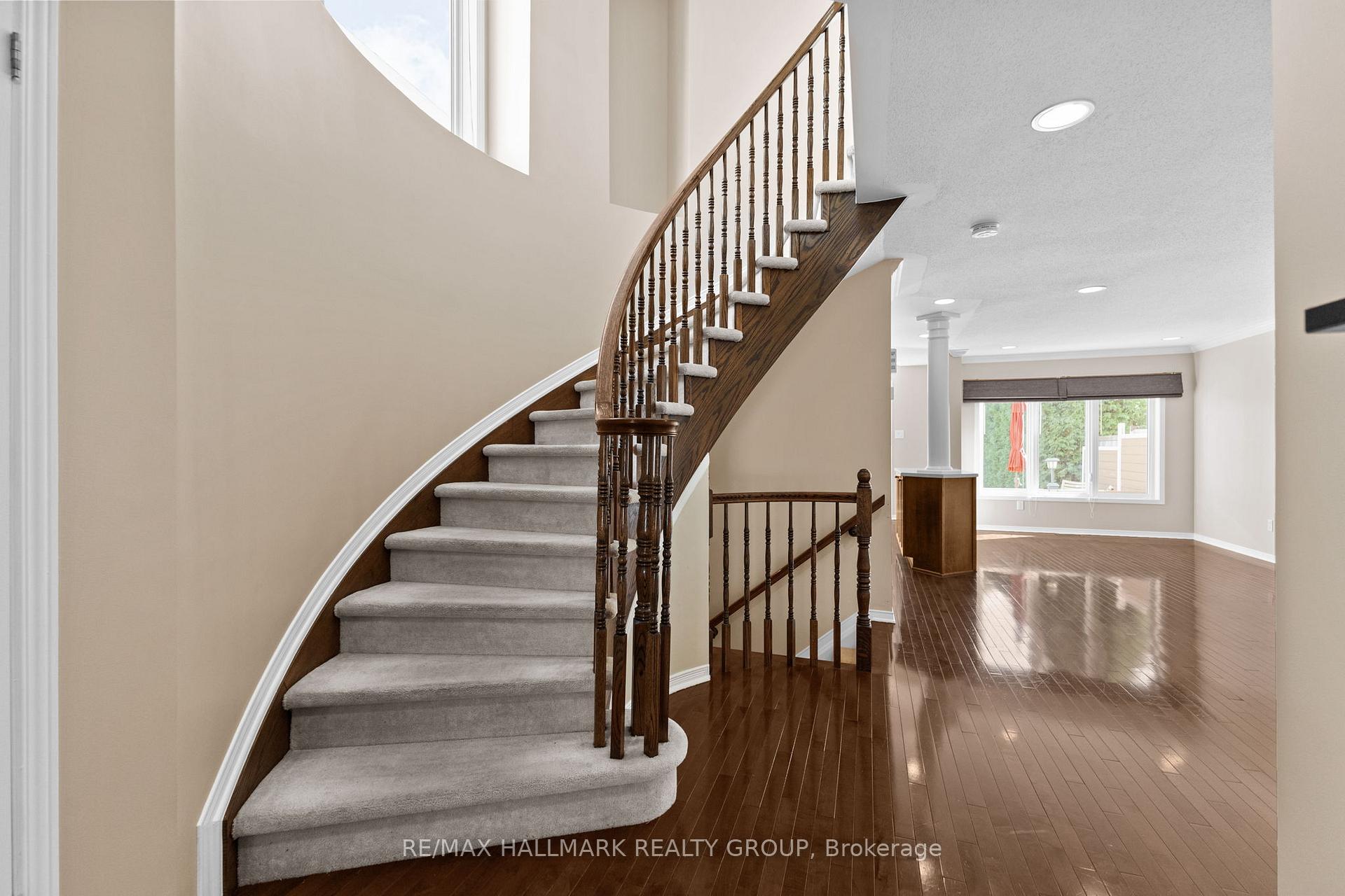 Photo 7 of 2213 Brockstone Crescent, Ottawa, Avalon East — HOMEH