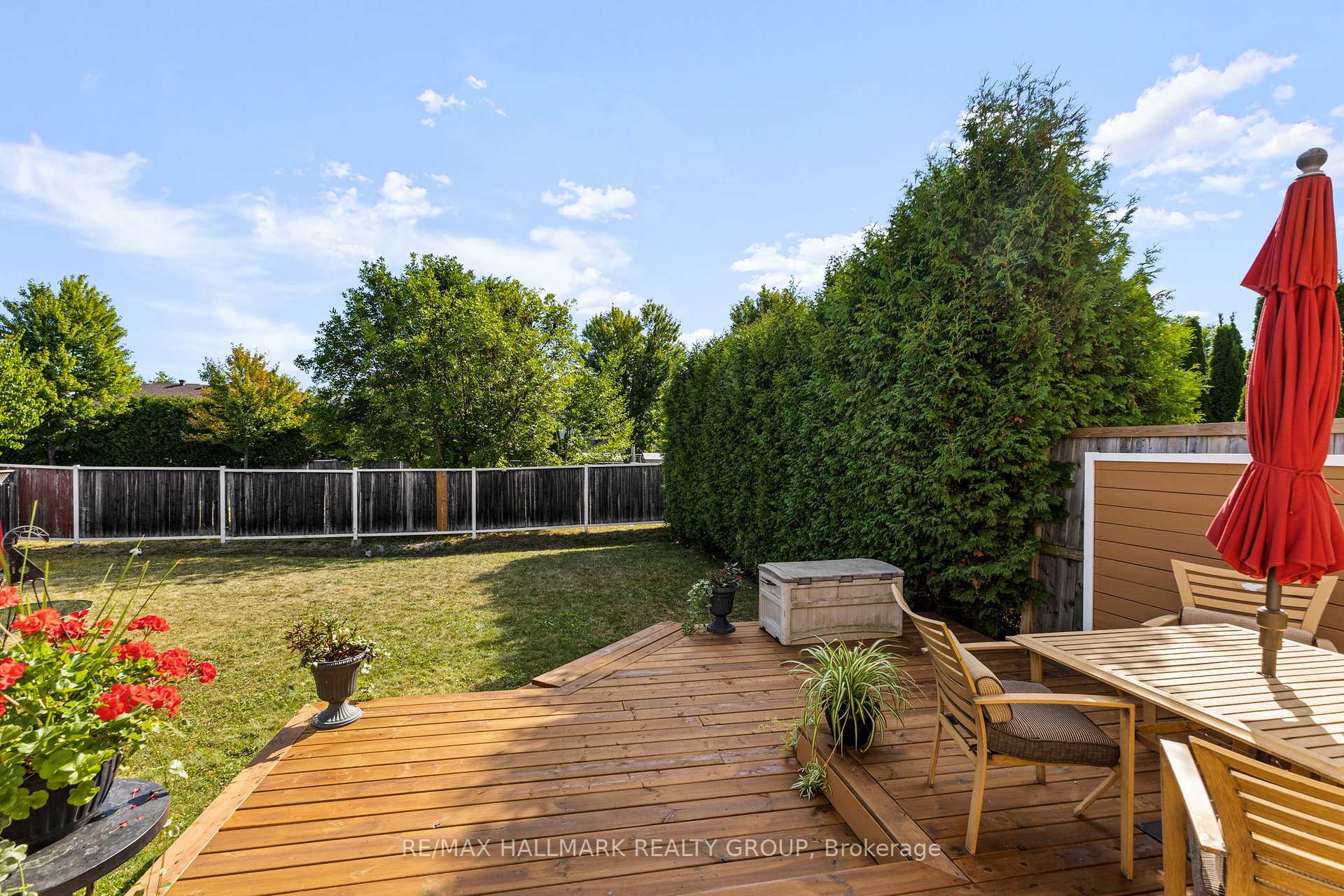 Photo 37 of 2213 Brockstone Crescent, Ottawa, Avalon East — HOMEH