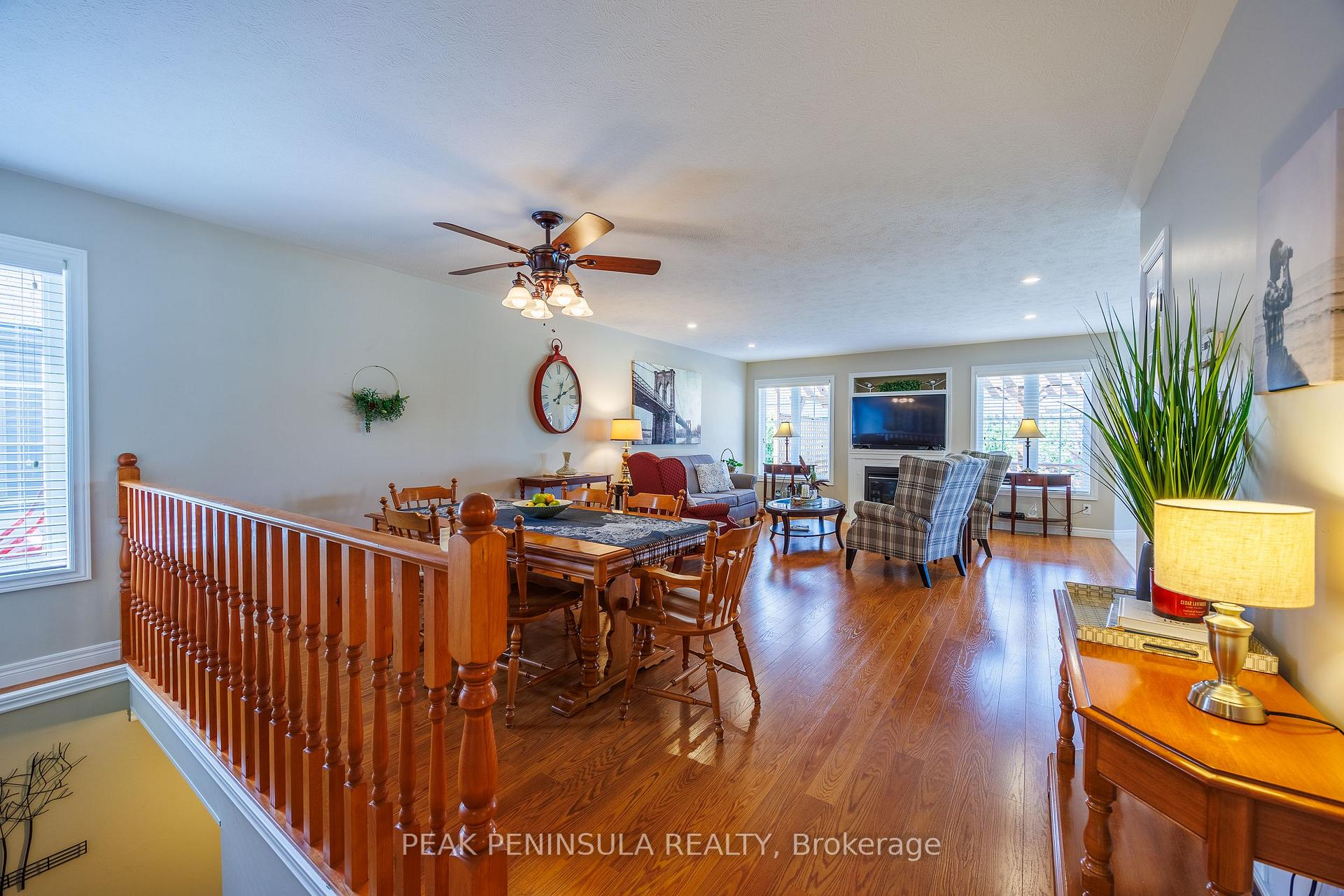 Photo 5 of 103 Upper Canada Drive, Norfolk, Port Rowan — HOMEH