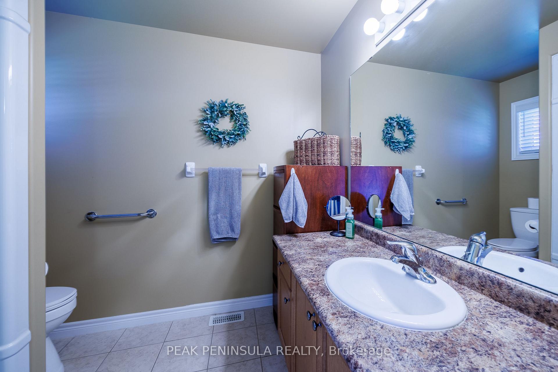 Photo 15 of 103 Upper Canada Drive, Norfolk, Port Rowan — HOMEH