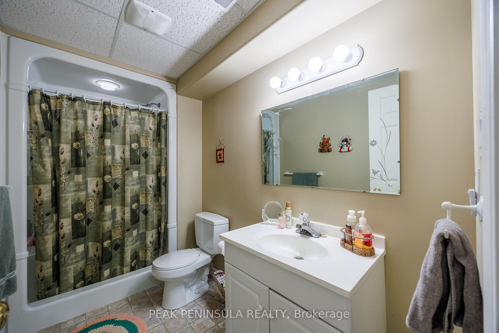 Photo 19 of 103 Upper Canada Drive, Norfolk, Port Rowan — HOMEH