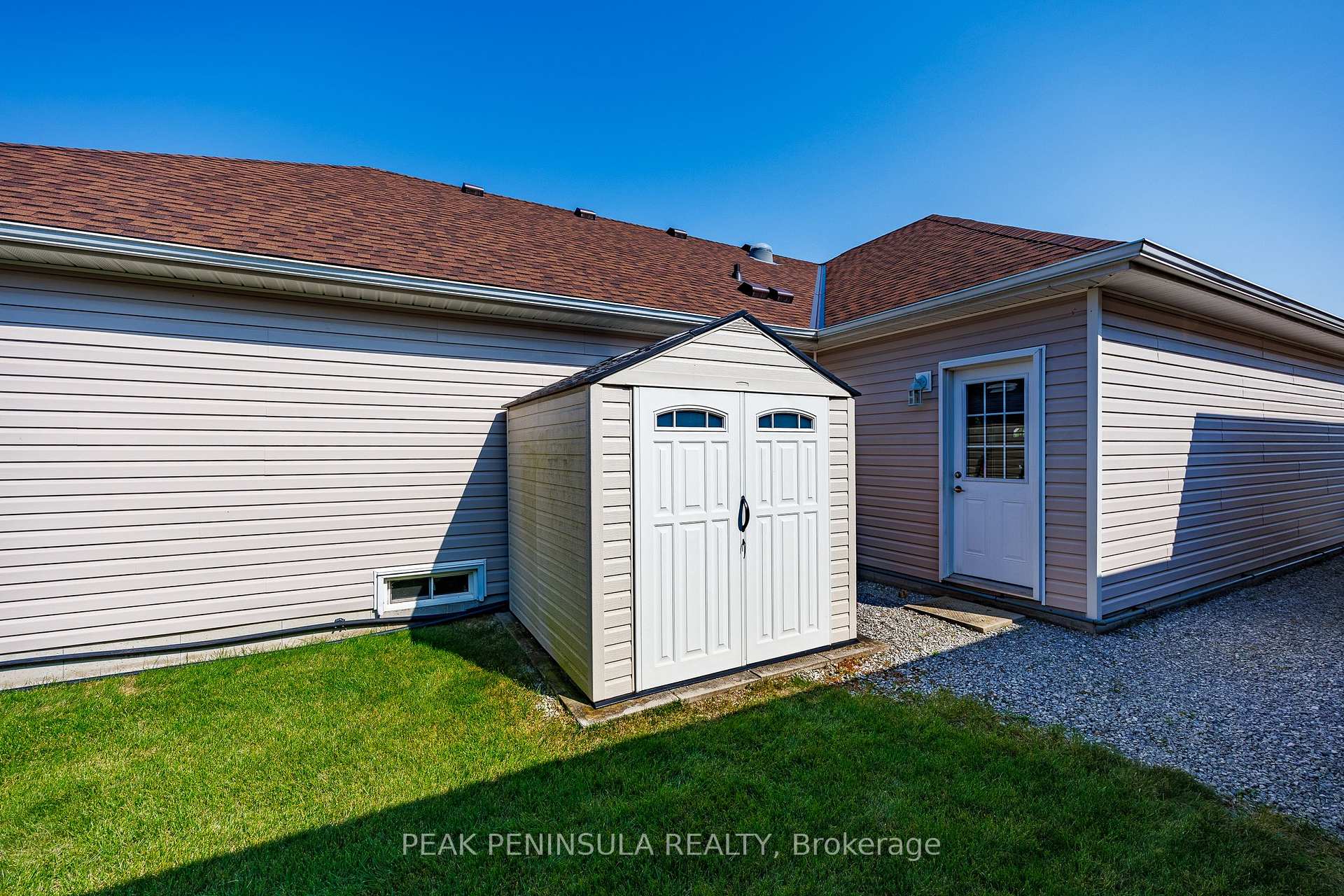 Photo 25 of 103 Upper Canada Drive, Norfolk, Port Rowan — HOMEH