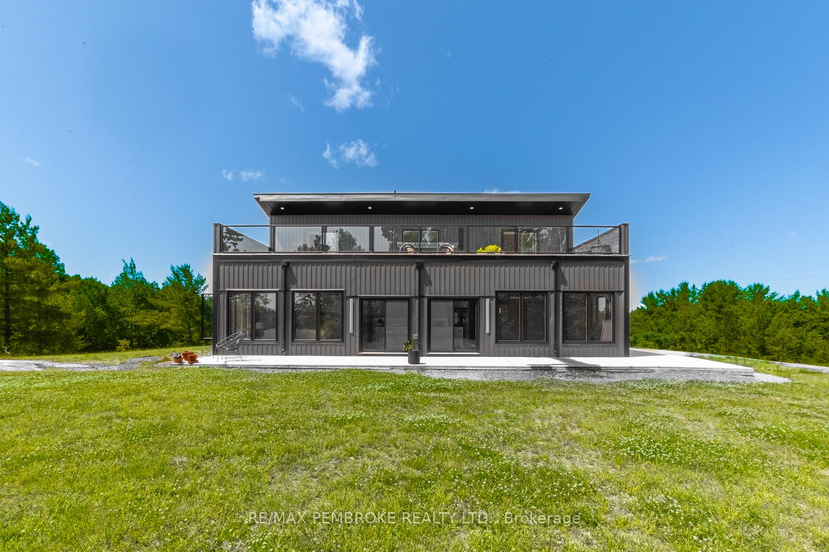 Front of 102 Rantz Road