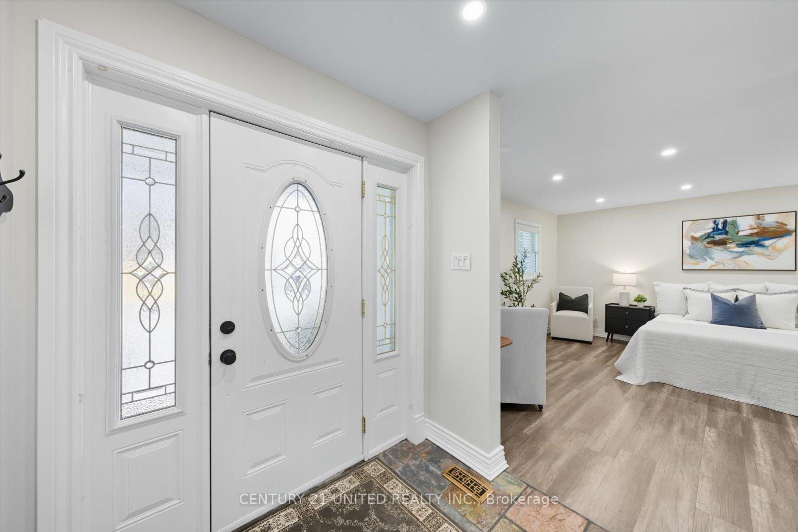 Photo 19 of 749 Spillsbury Drive, Peterborough, Otonabee Ward 1 — HOMEH