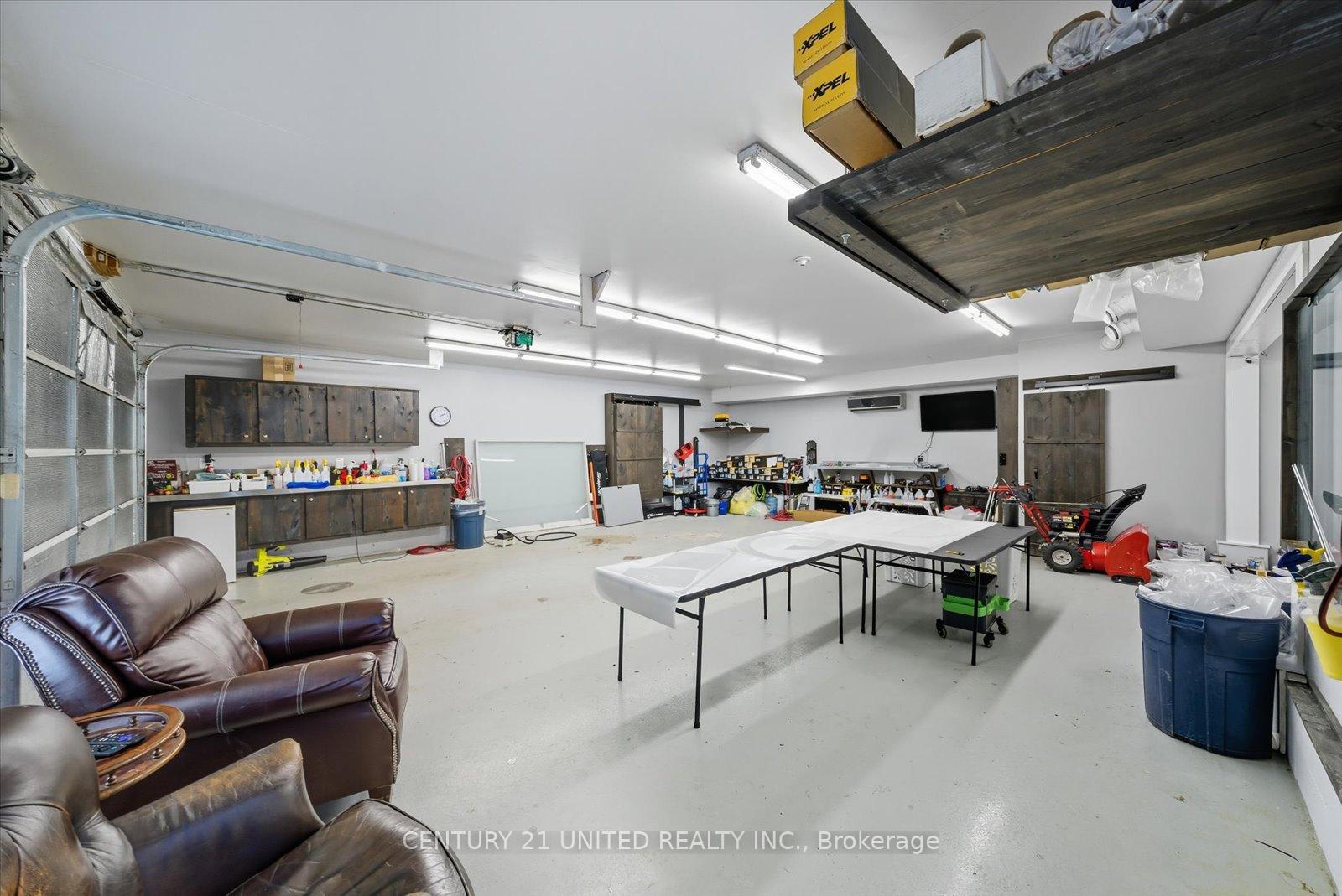 Photo 39 of 749 Spillsbury Drive, Peterborough, Otonabee Ward 1 — HOMEH