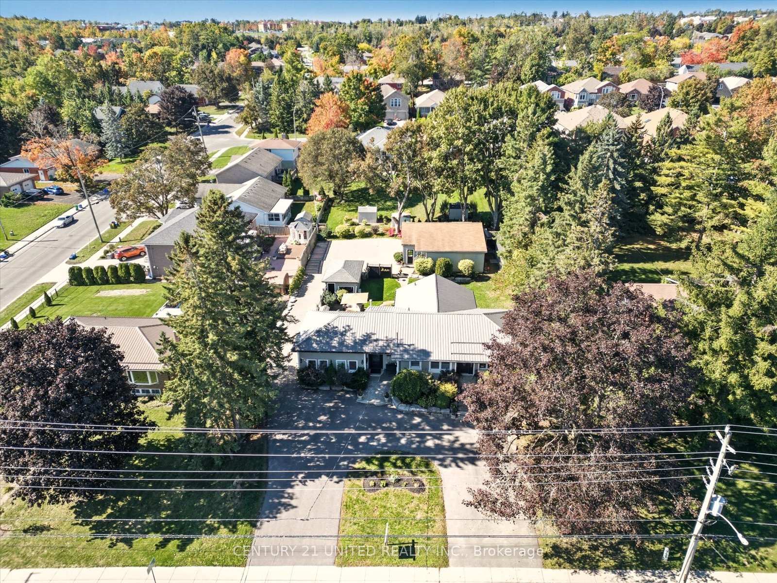 Photo 50 of 749 Spillsbury Drive, Peterborough, Otonabee Ward 1 — HOMEH