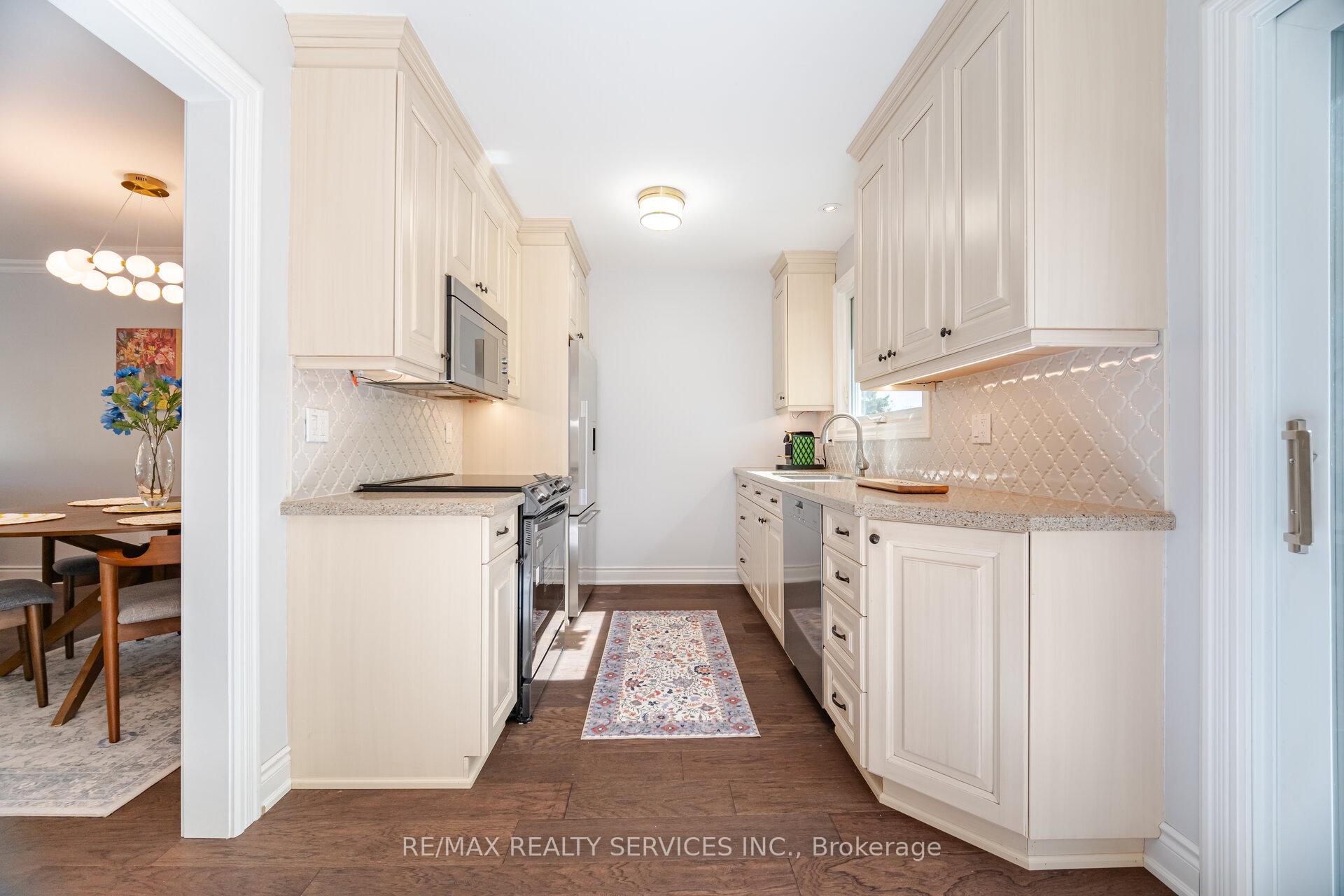 Photo 9 of 863 Maple Avenue, Milton, Dorset Park — HOMEH