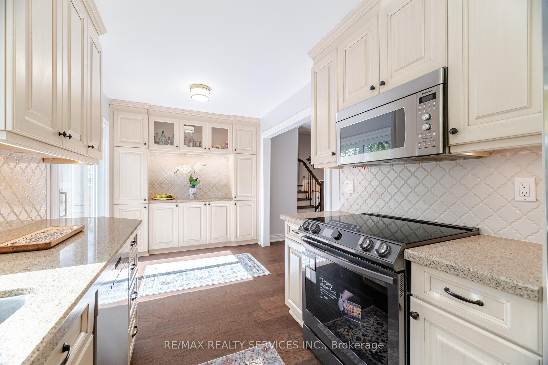 Photo 11 of 863 Maple Avenue, Milton, Dorset Park — HOMEH