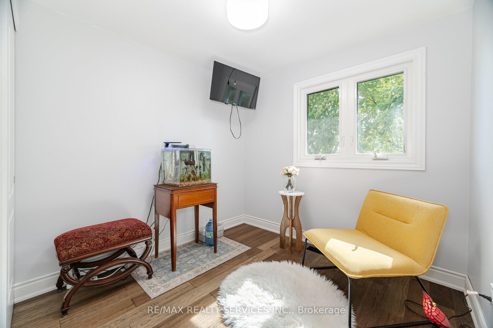 Photo 20 of 863 Maple Avenue, Milton, Dorset Park — HOMEH