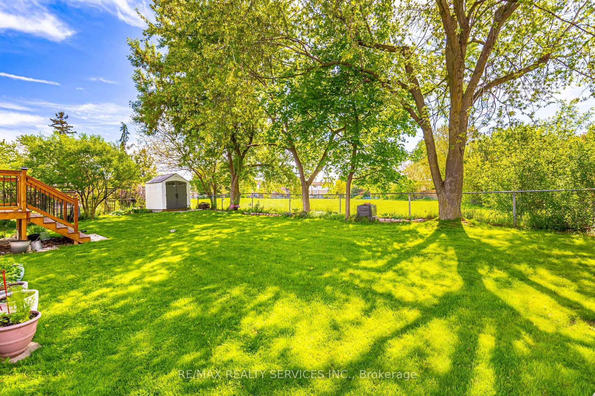 Photo 26 of 863 Maple Avenue, Milton, Dorset Park — HOMEH