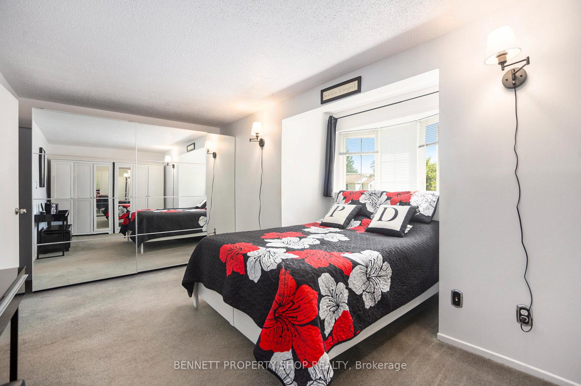 Photo 12 of 846 Borland Drive, Ottawa, Chatelaine Village — HOMEH