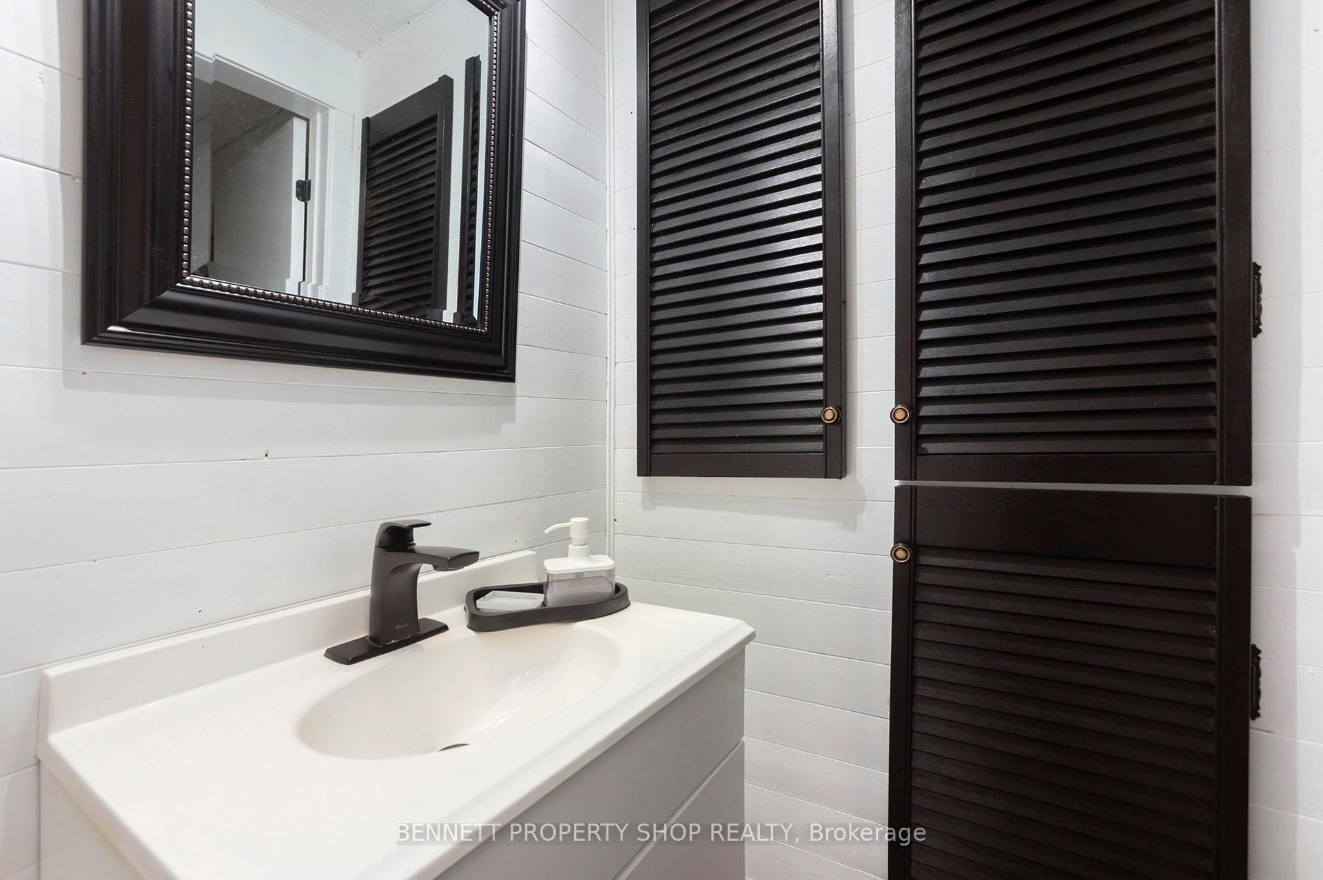Photo 20 of 846 Borland Drive, Ottawa, Chatelaine Village — HOMEH