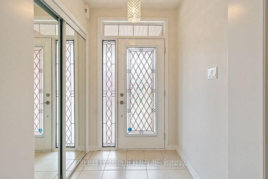 Photo 3 of 255 Monaghan Crescent E, Milton, Willmott — HOMEH