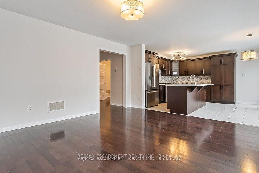 Photo 12 of 255 Monaghan Crescent E, Milton, Willmott — HOMEH