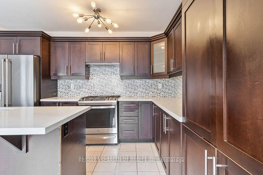 Photo 23 of 255 Monaghan Crescent E, Milton, Willmott — HOMEH