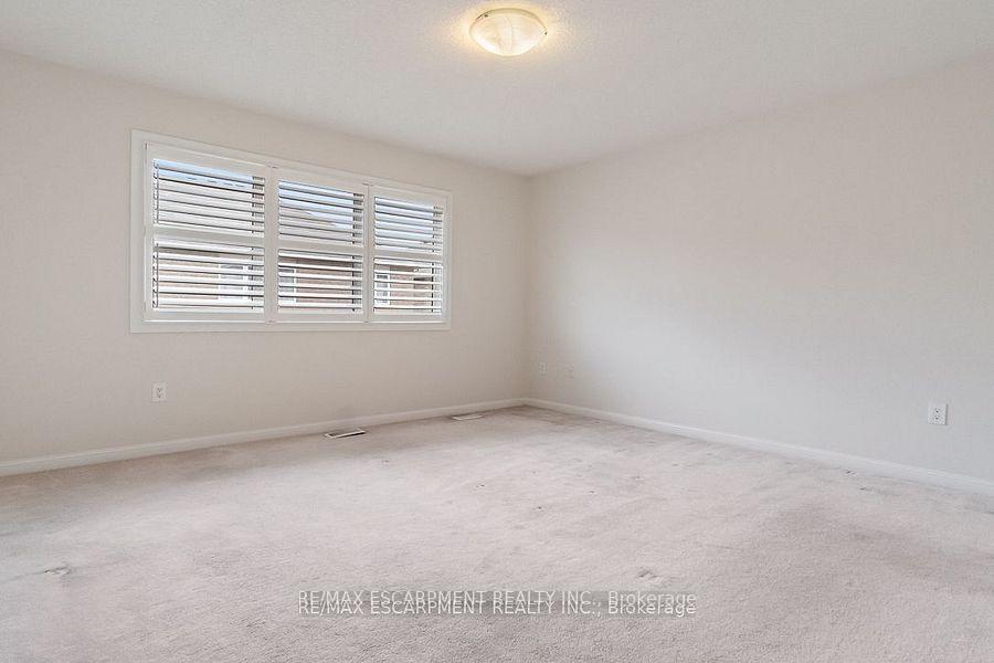 Photo 20 of 255 Monaghan Crescent E, Milton, Willmott — HOMEH