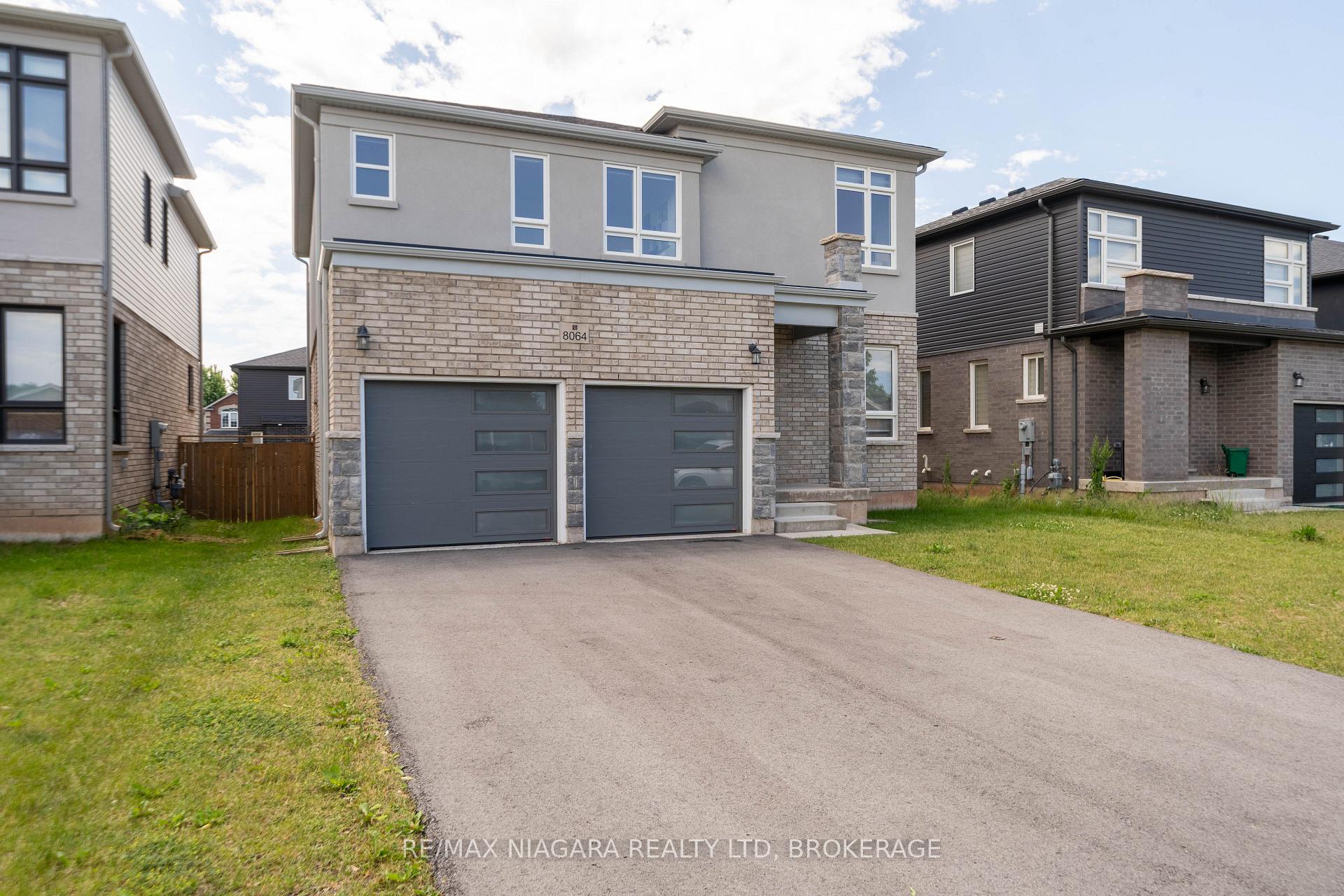 Photo 2 of 8064 Citation Road, Niagara Falls, Ascot — HOMEH