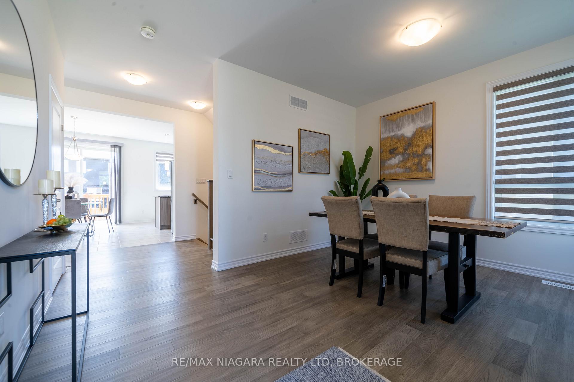 Photo 9 of 8064 Citation Road, Niagara Falls, Ascot — HOMEH