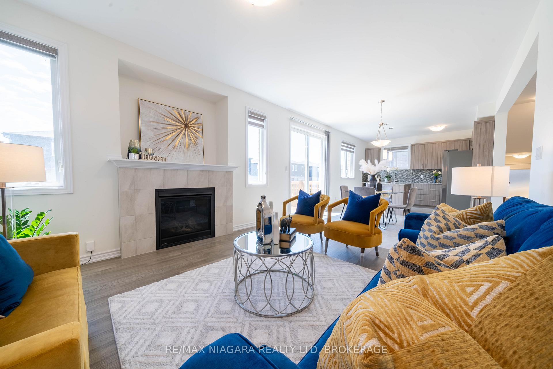 Photo 17 of 8064 Citation Road, Niagara Falls, Ascot — HOMEH