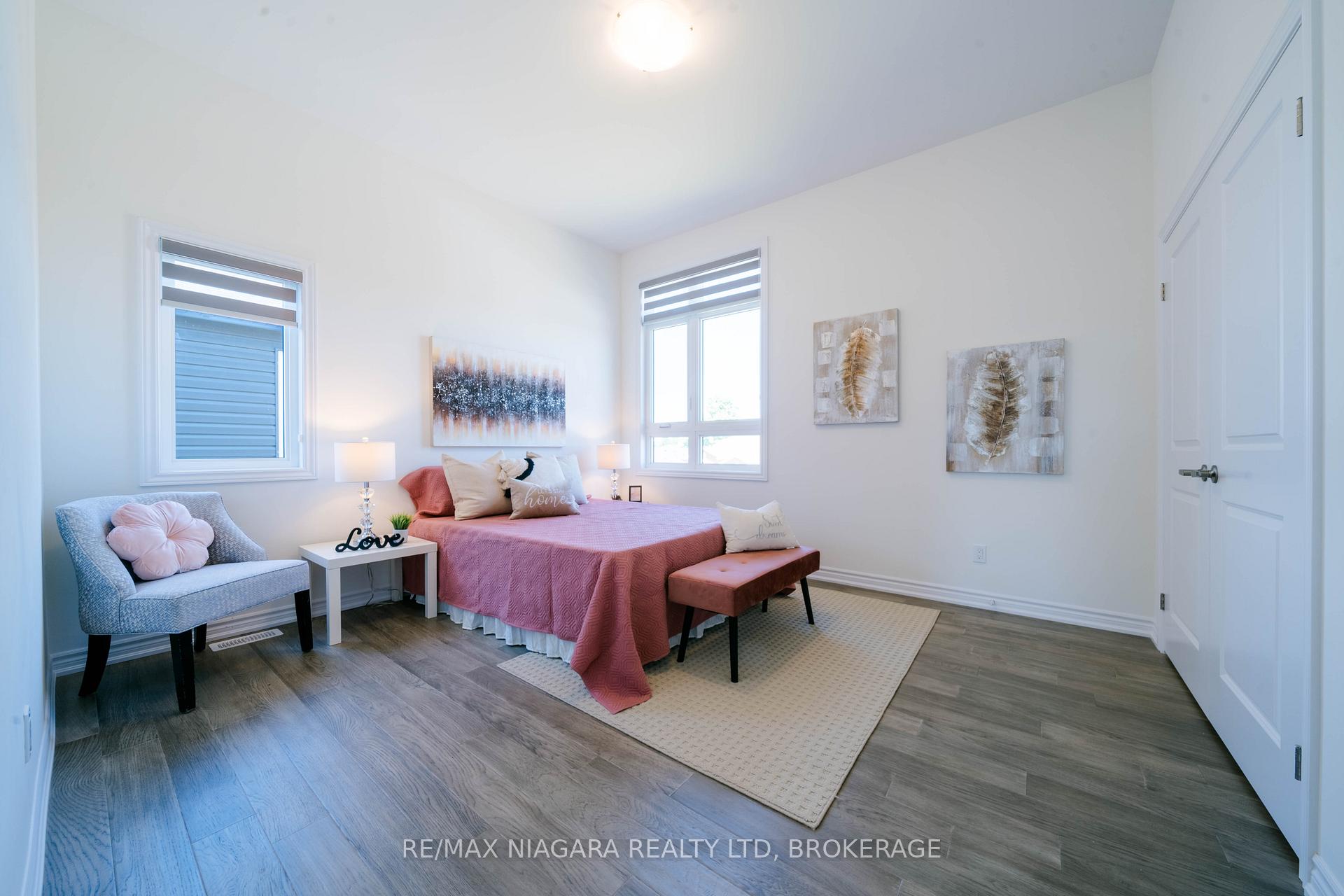 Photo 32 of 8064 Citation Road, Niagara Falls, Ascot — HOMEH