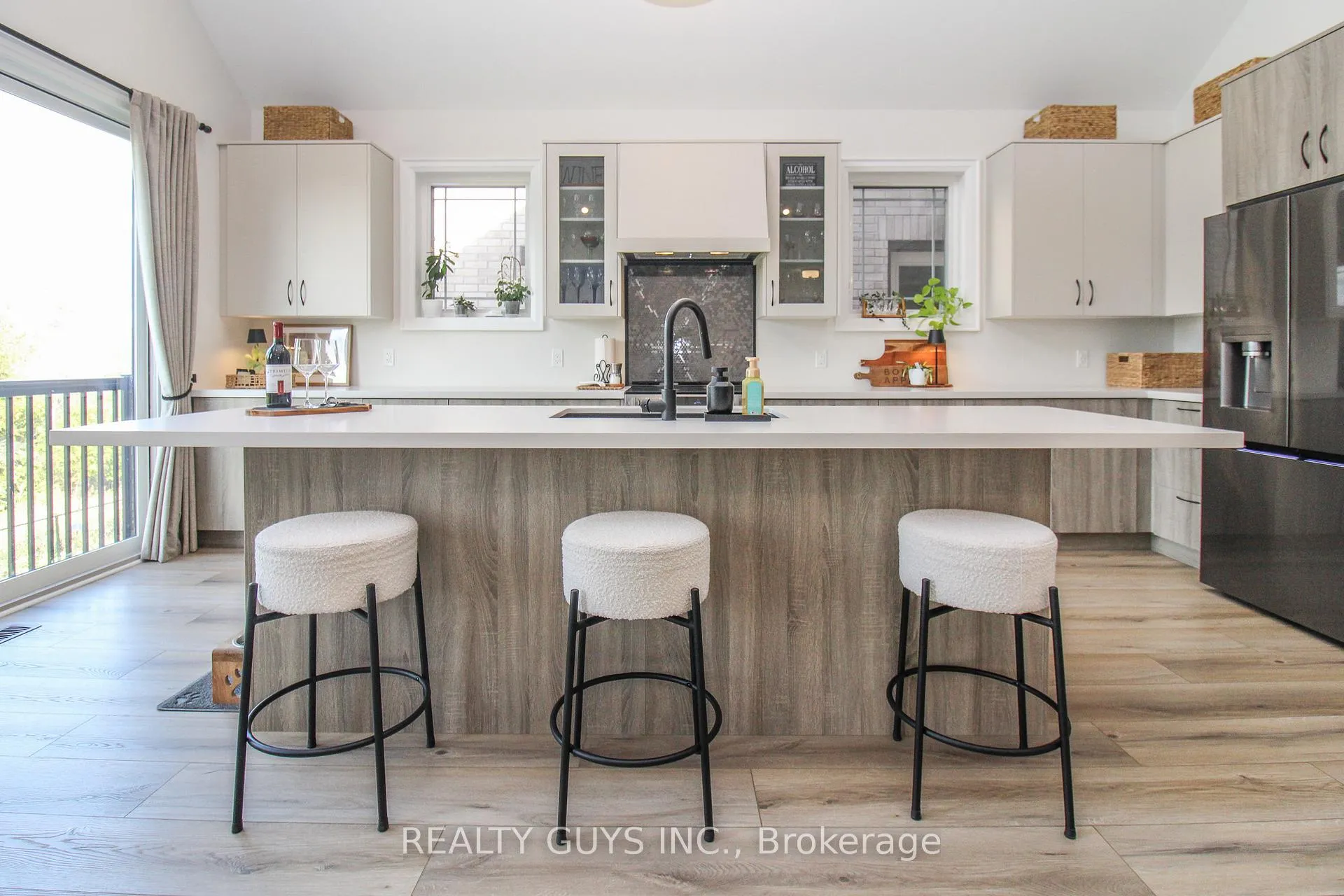 Photo 11 of 322 Cullen Trail, Peterborough, Northcrest Ward 5 — HOMEH