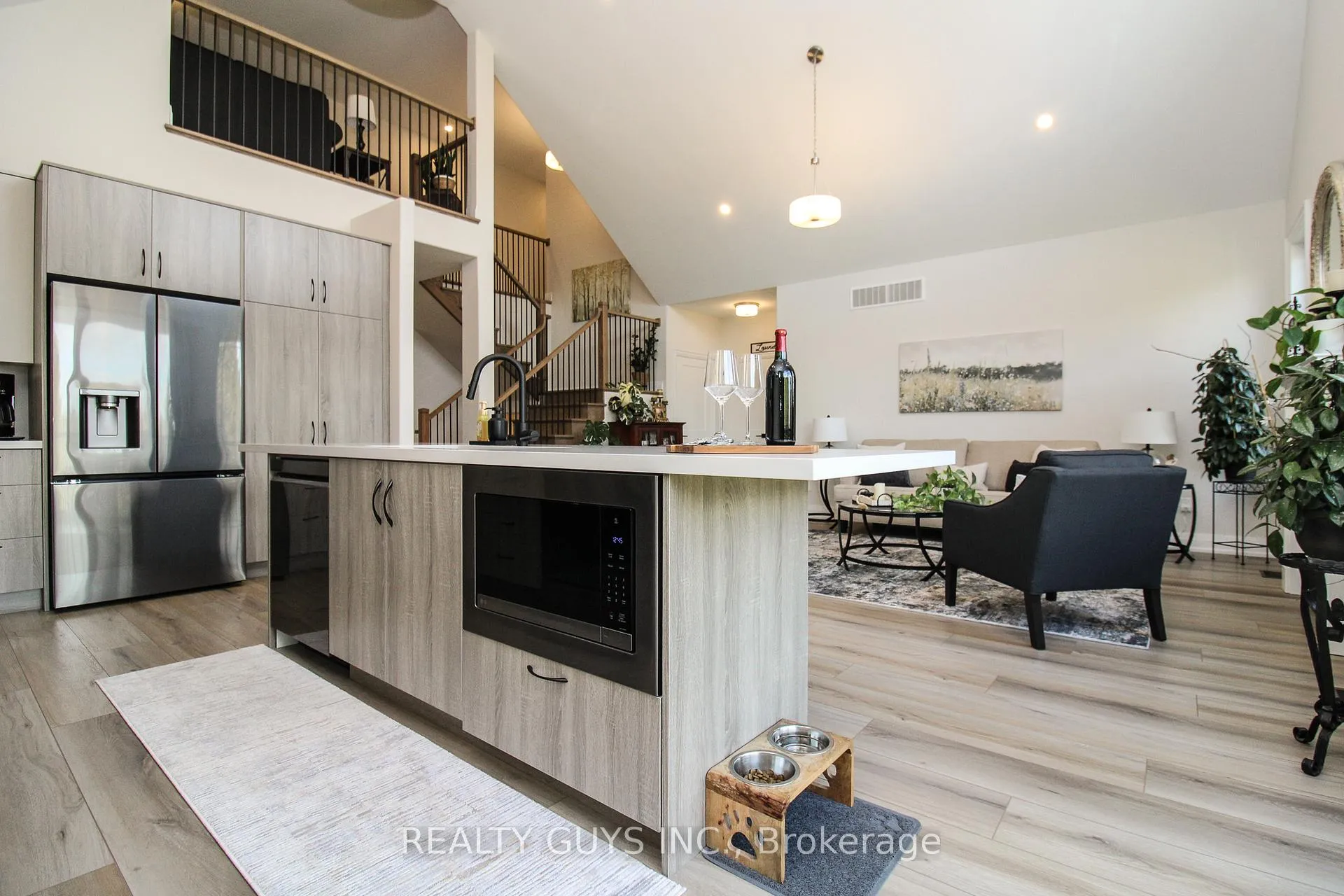 Photo 14 of 322 Cullen Trail, Peterborough, Northcrest Ward 5 — HOMEH