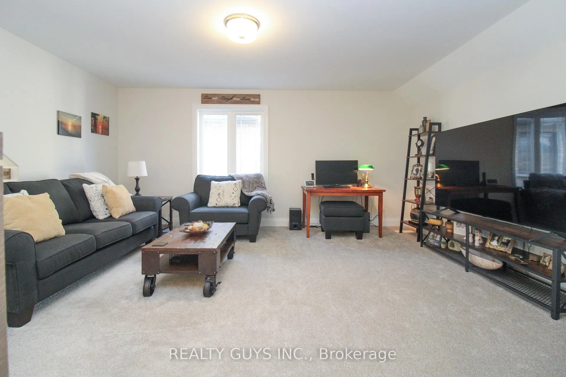 Photo 28 of 322 Cullen Trail, Peterborough, Northcrest Ward 5 — HOMEH