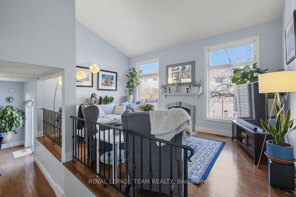 Photo 13 of 1765 Bromont Way, Ottawa, Chateauneuf — HOMEH