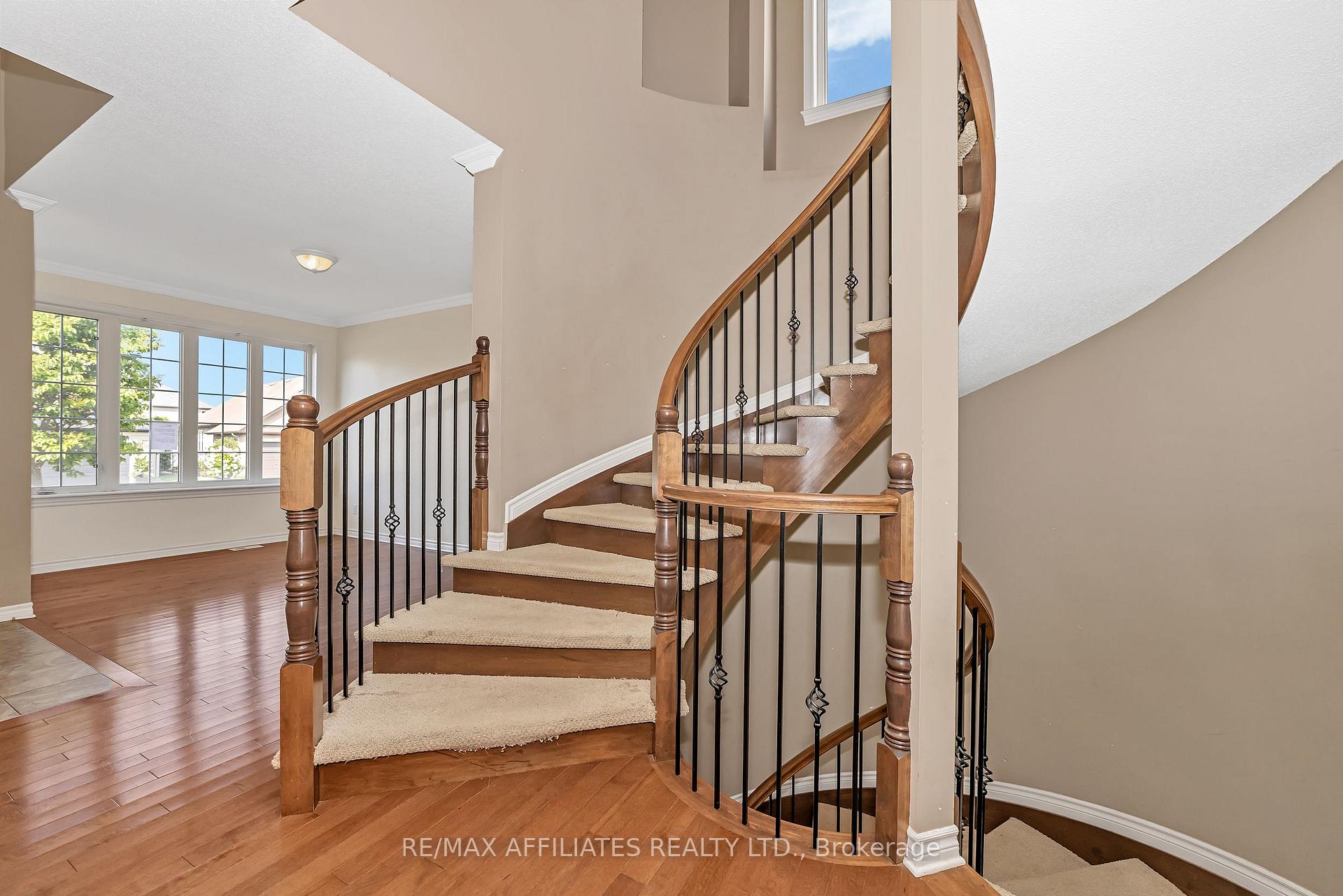 Photo 5 of 994 Fieldfair Way, Ottawa, Notting Hill/Summerside — HOMEH