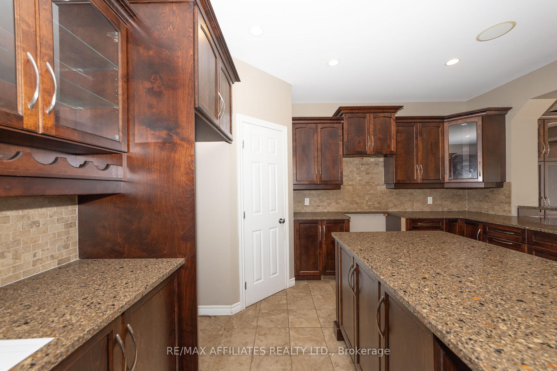 Photo 11 of 994 Fieldfair Way, Ottawa, Notting Hill/Summerside — HOMEH