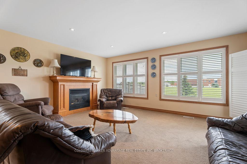 Photo 12 of 7188 St Michael Avenue, Niagara Falls, Forestview — HOMEH