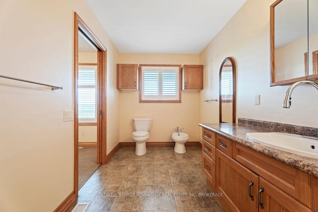 Photo 19 of 7188 St Michael Avenue, Niagara Falls, Forestview — HOMEH