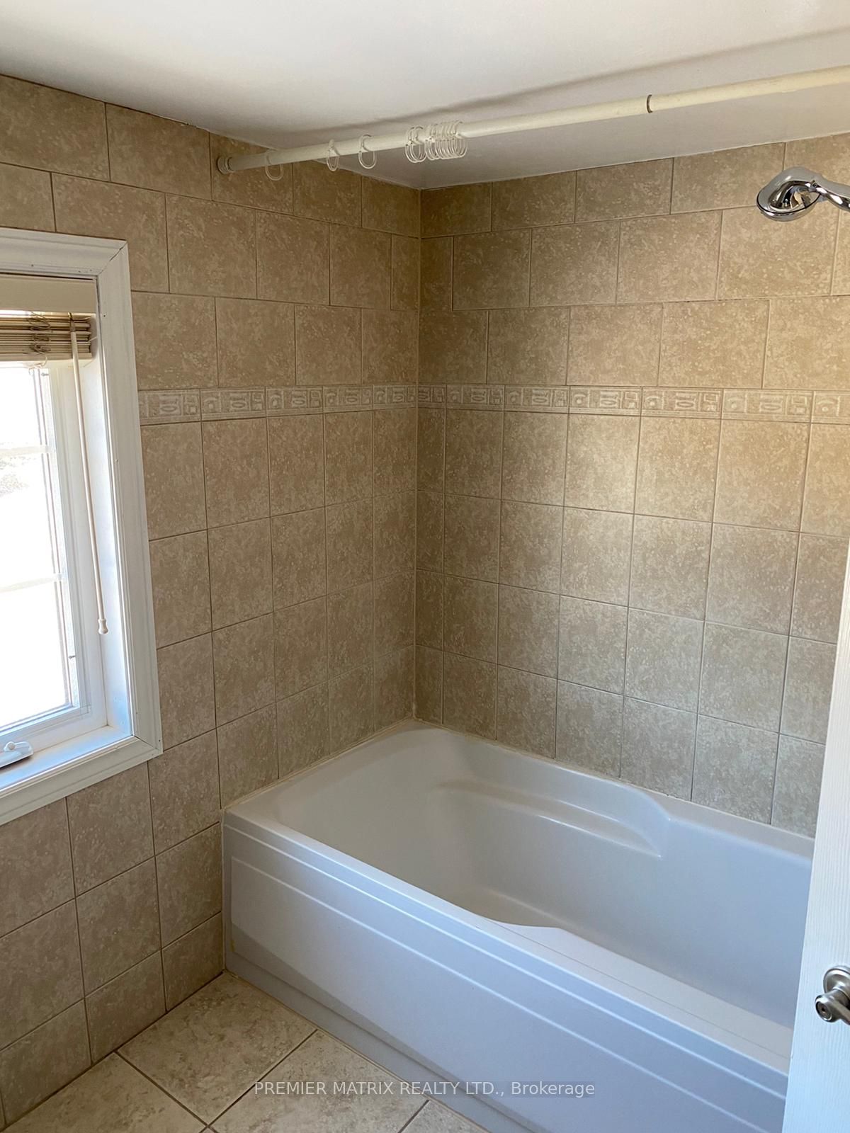 Photo 14 of 46 George Street, Aurora, Aurora Village — HOMEH