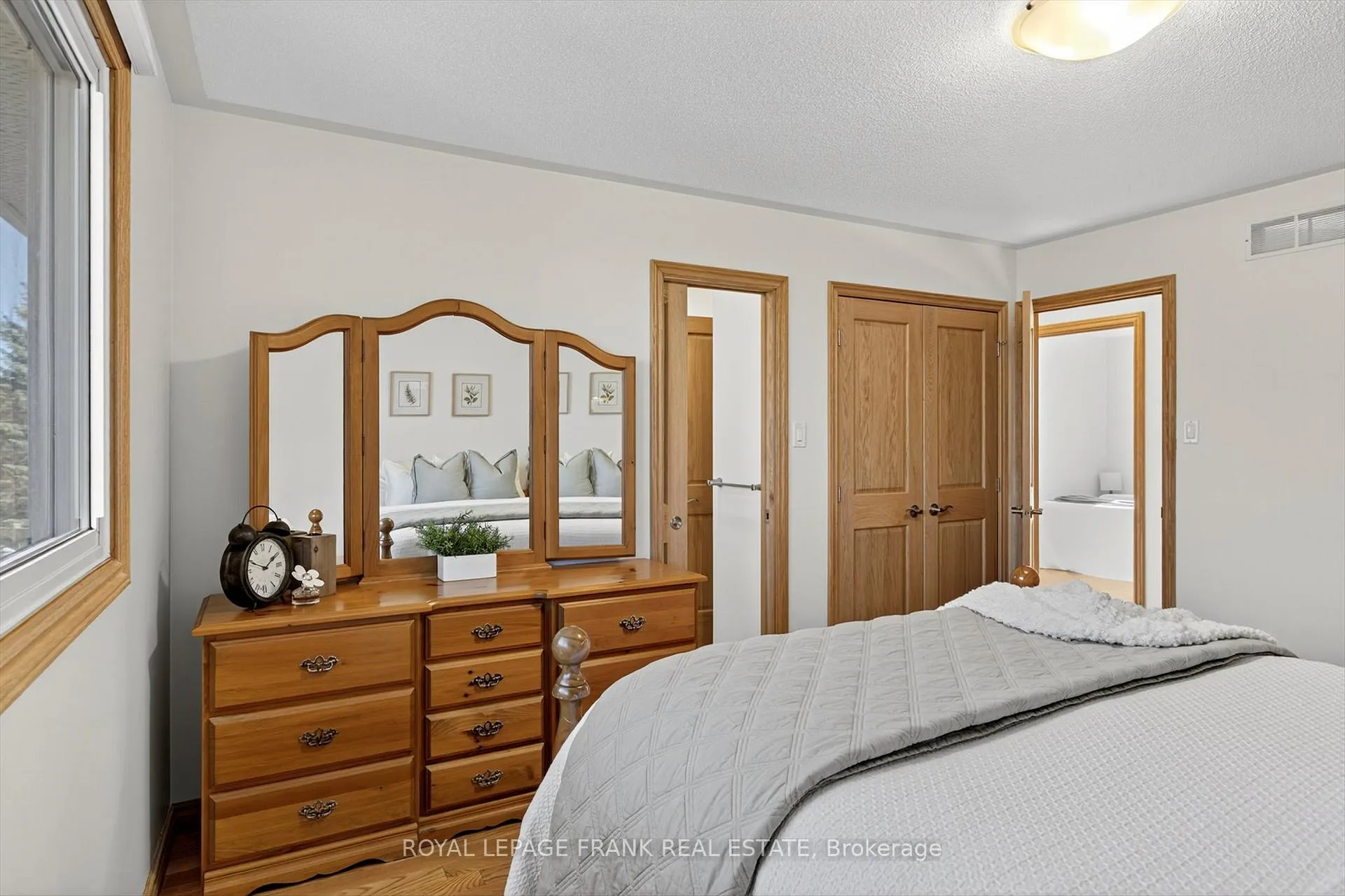 Photo 21 of 38 Clearview Court, Peterborough, Monaghan Ward 2 — HOMEH