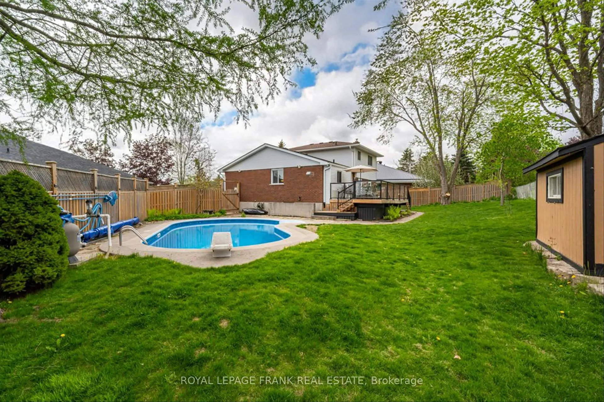 Photo 40 of 38 Clearview Court, Peterborough, Monaghan Ward 2 — HOMEH