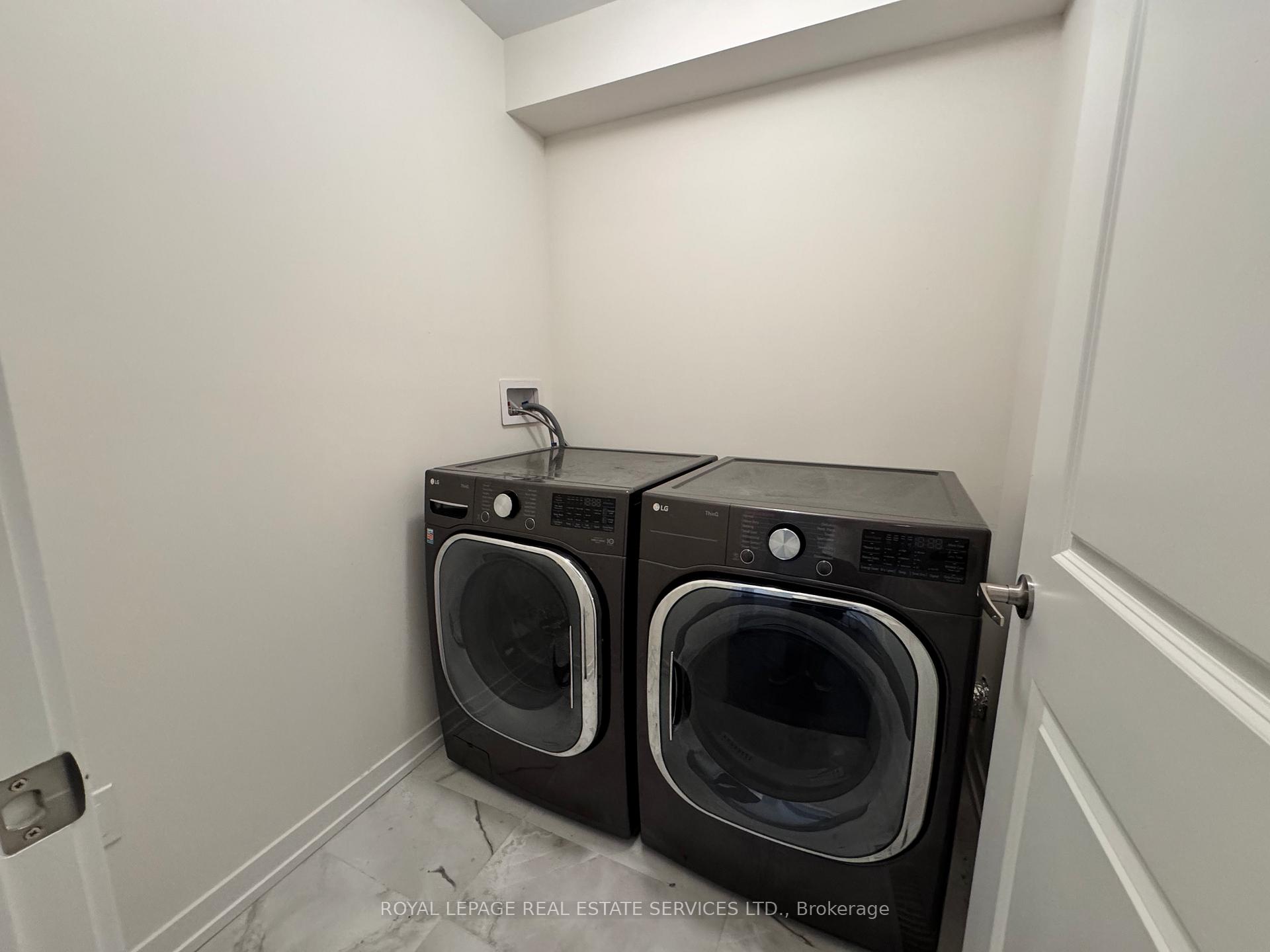 Photo 10 of 1436 Rose Way, Milton, Cobban — HOMEH