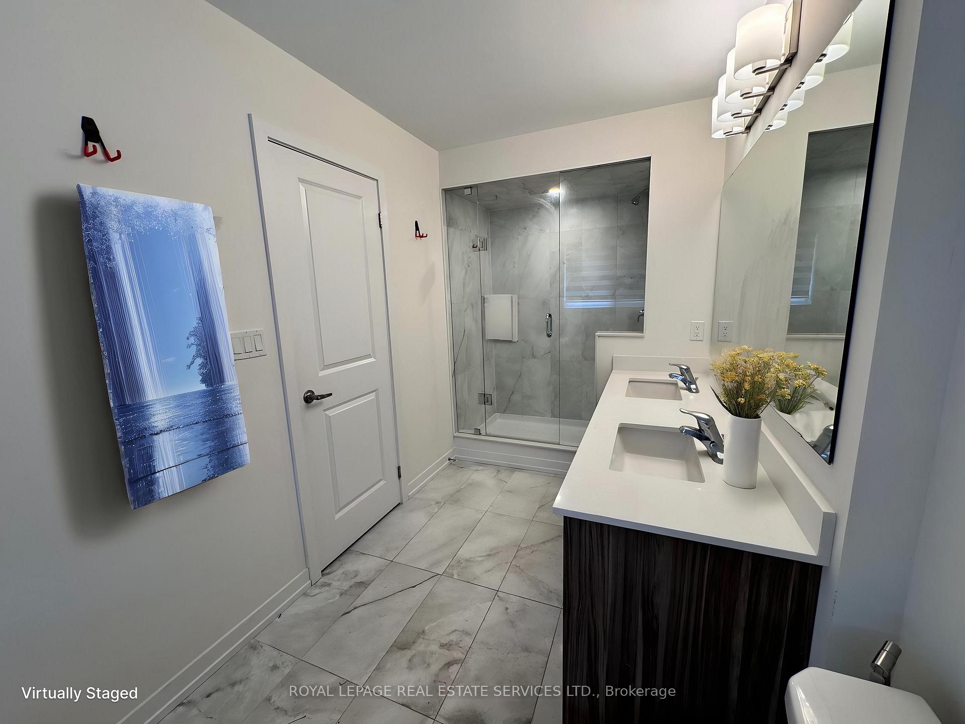 Photo 15 of 1436 Rose Way, Milton, Cobban — HOMEH