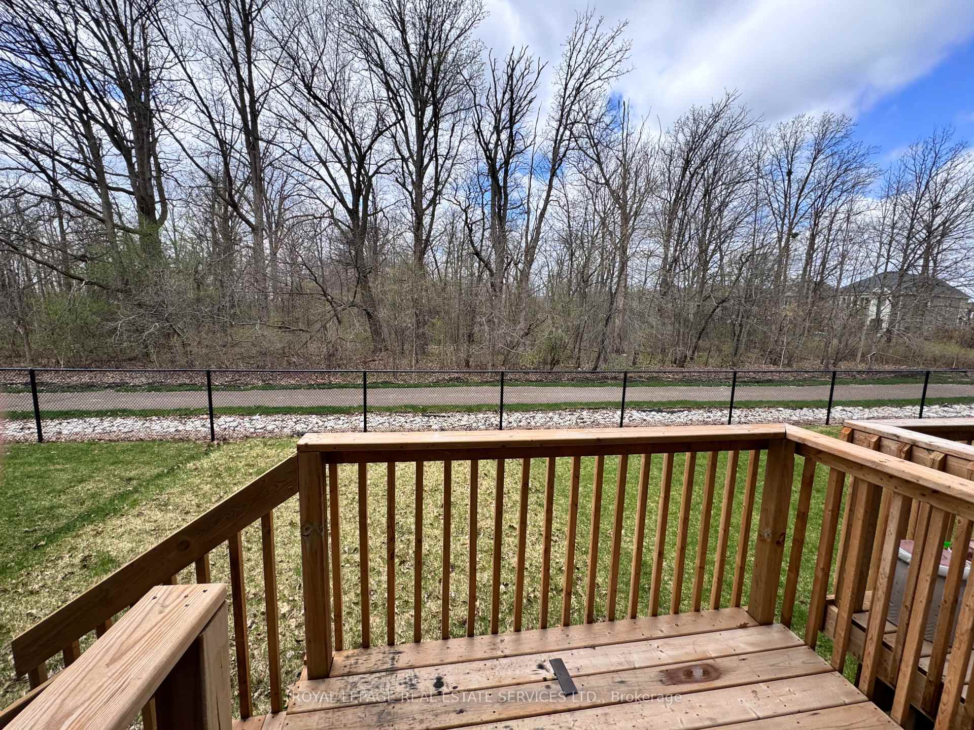 Photo 17 of 1436 Rose Way, Milton, Cobban — HOMEH
