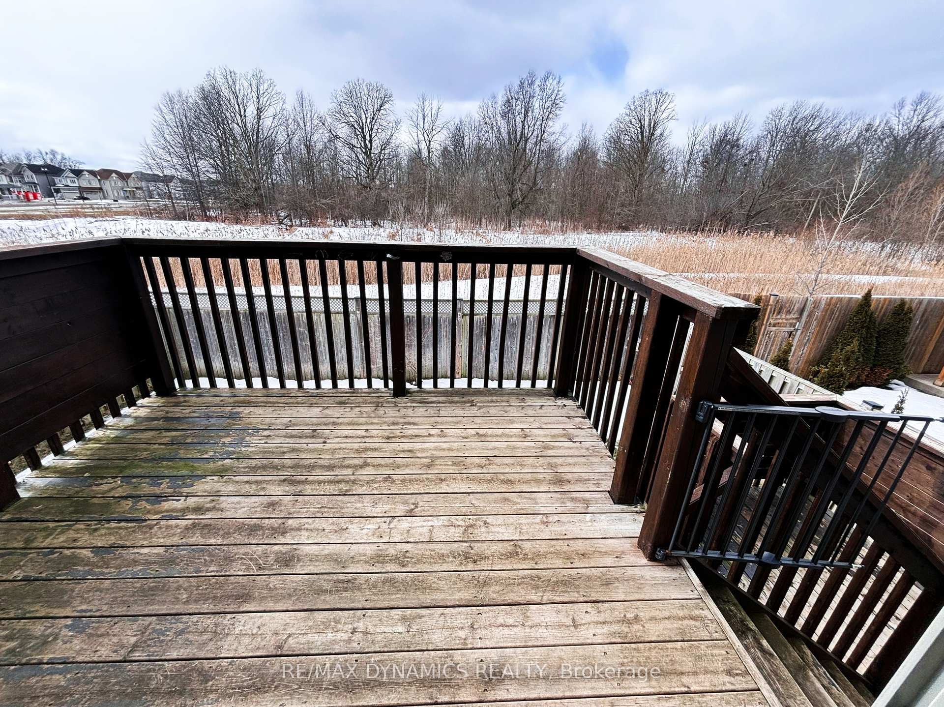 Photo 14 of 8779 Dogwood Crescent, Niagara Falls, Brown — HOMEH