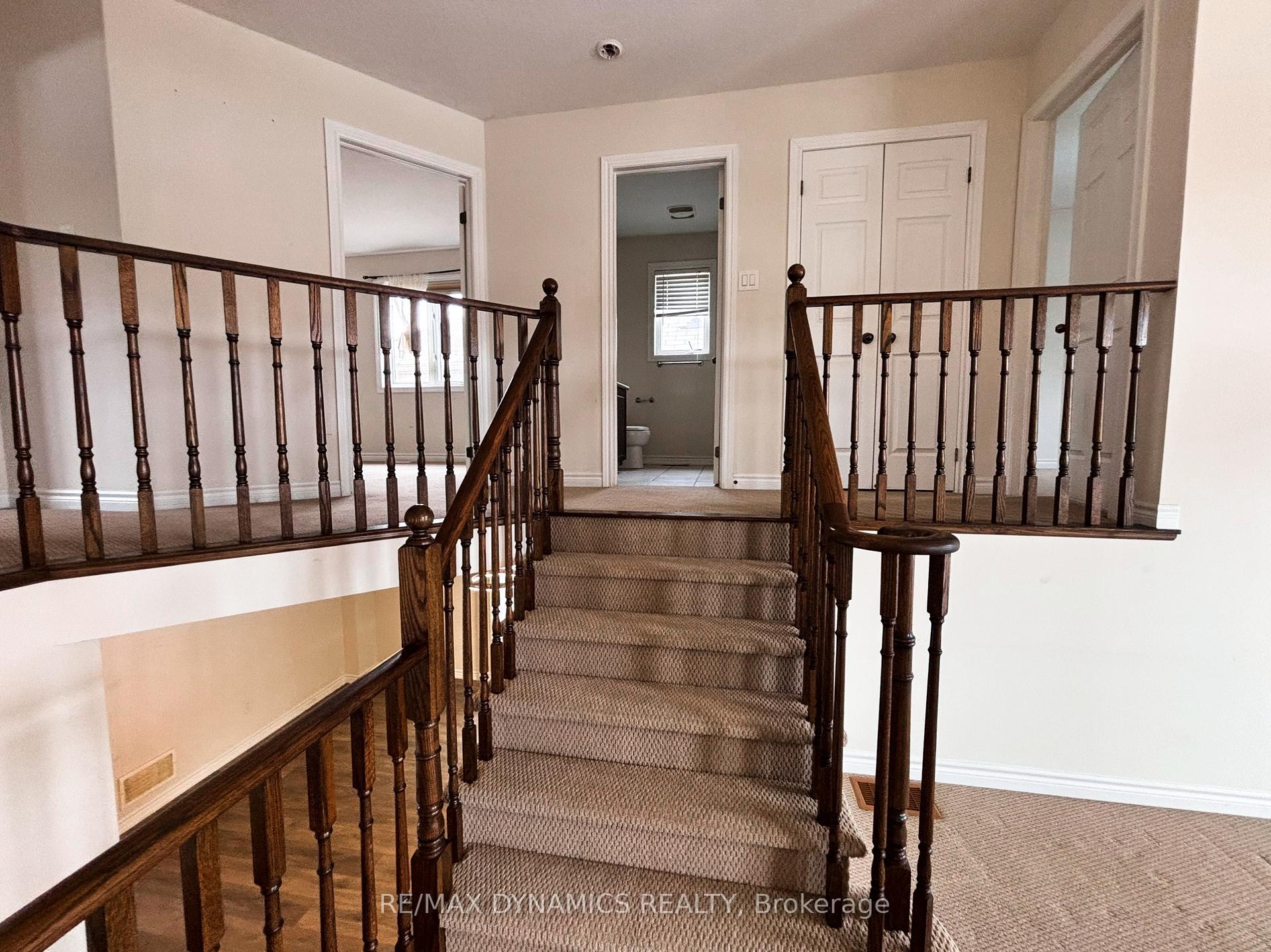 Photo 16 of 8779 Dogwood Crescent, Niagara Falls, Brown — HOMEH