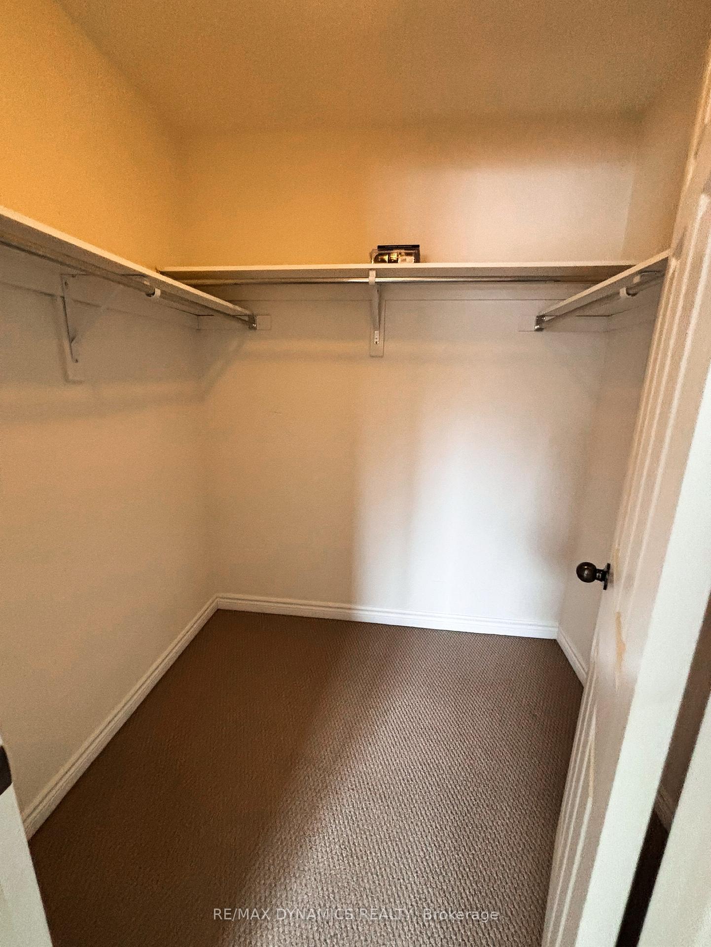 Photo 26 of 8779 Dogwood Crescent, Niagara Falls, Brown — HOMEH