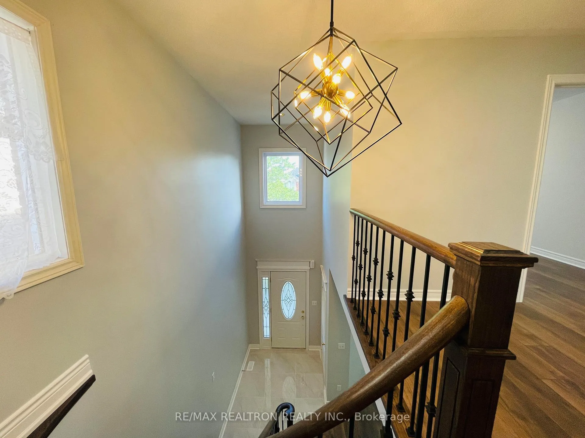 Photo 3 of 137 Bothwell Crescent, Newmarket, Summerhill Estates — HOMEH