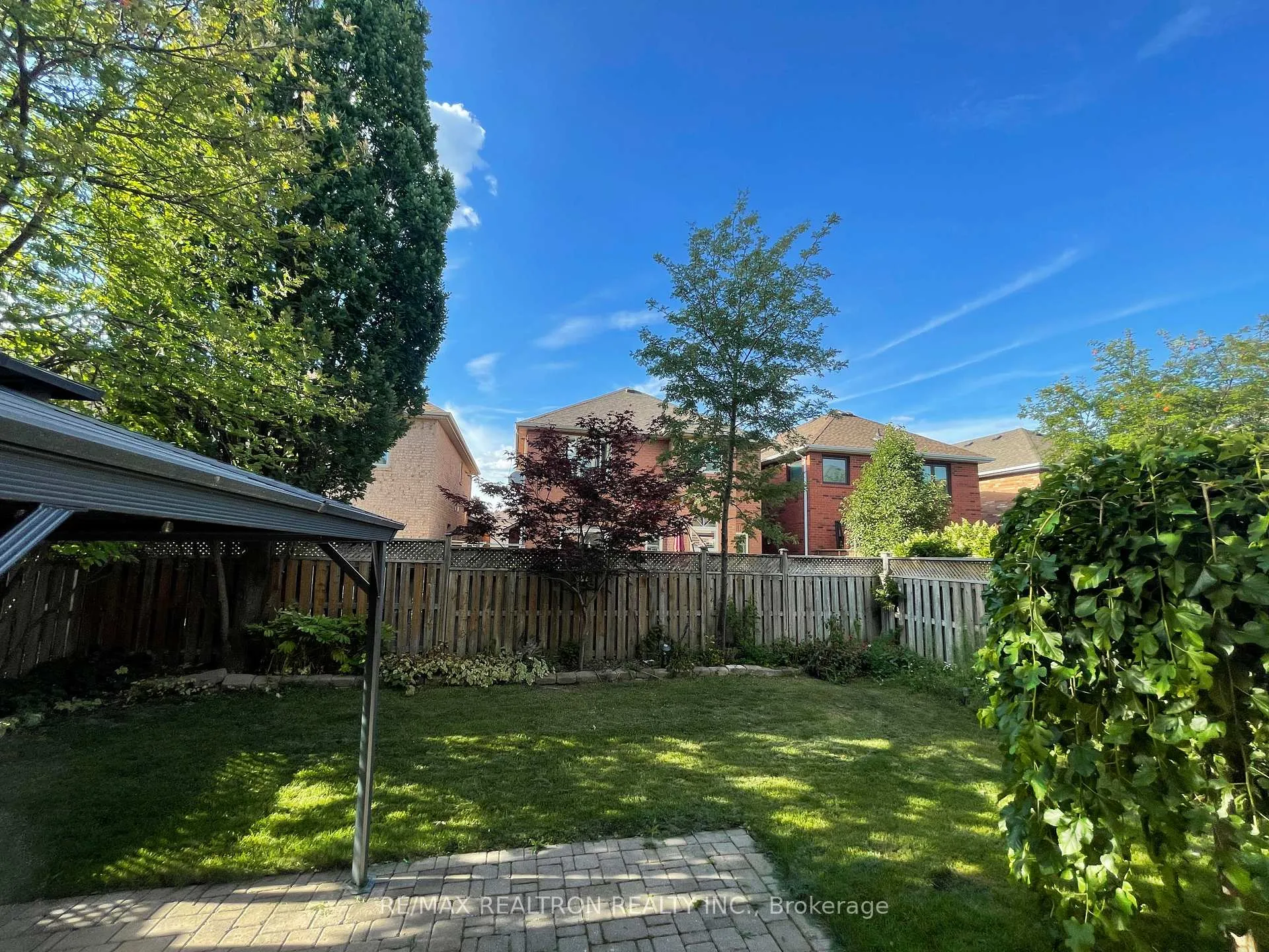 Photo 36 of 137 Bothwell Crescent, Newmarket, Summerhill Estates — HOMEH