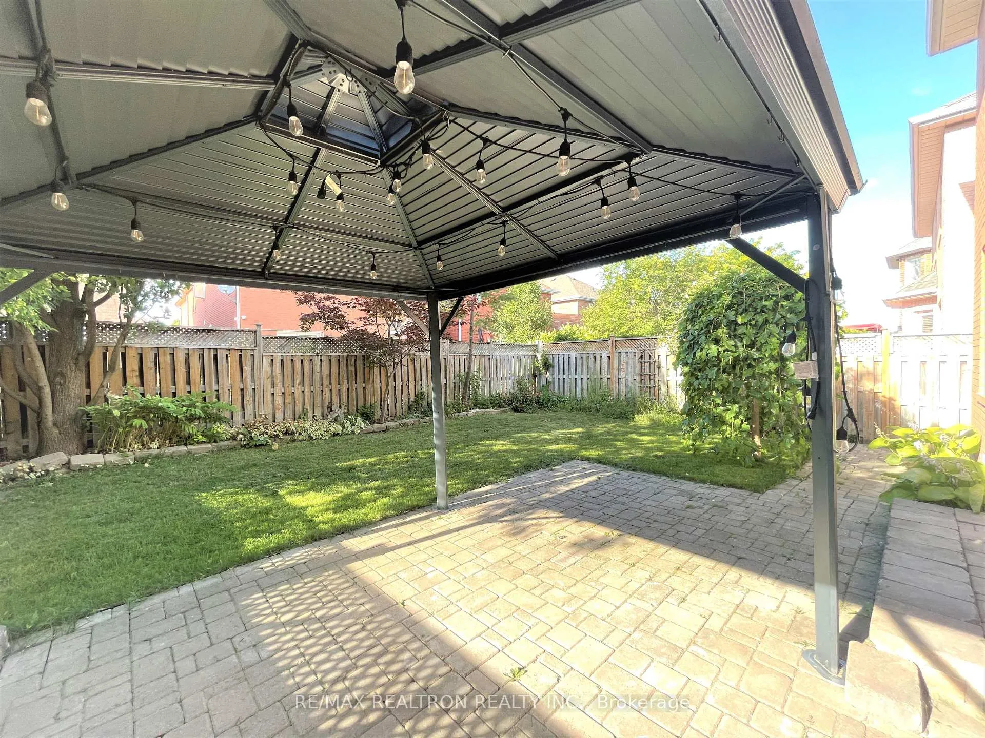 Photo 39 of 137 Bothwell Crescent, Newmarket, Summerhill Estates — HOMEH