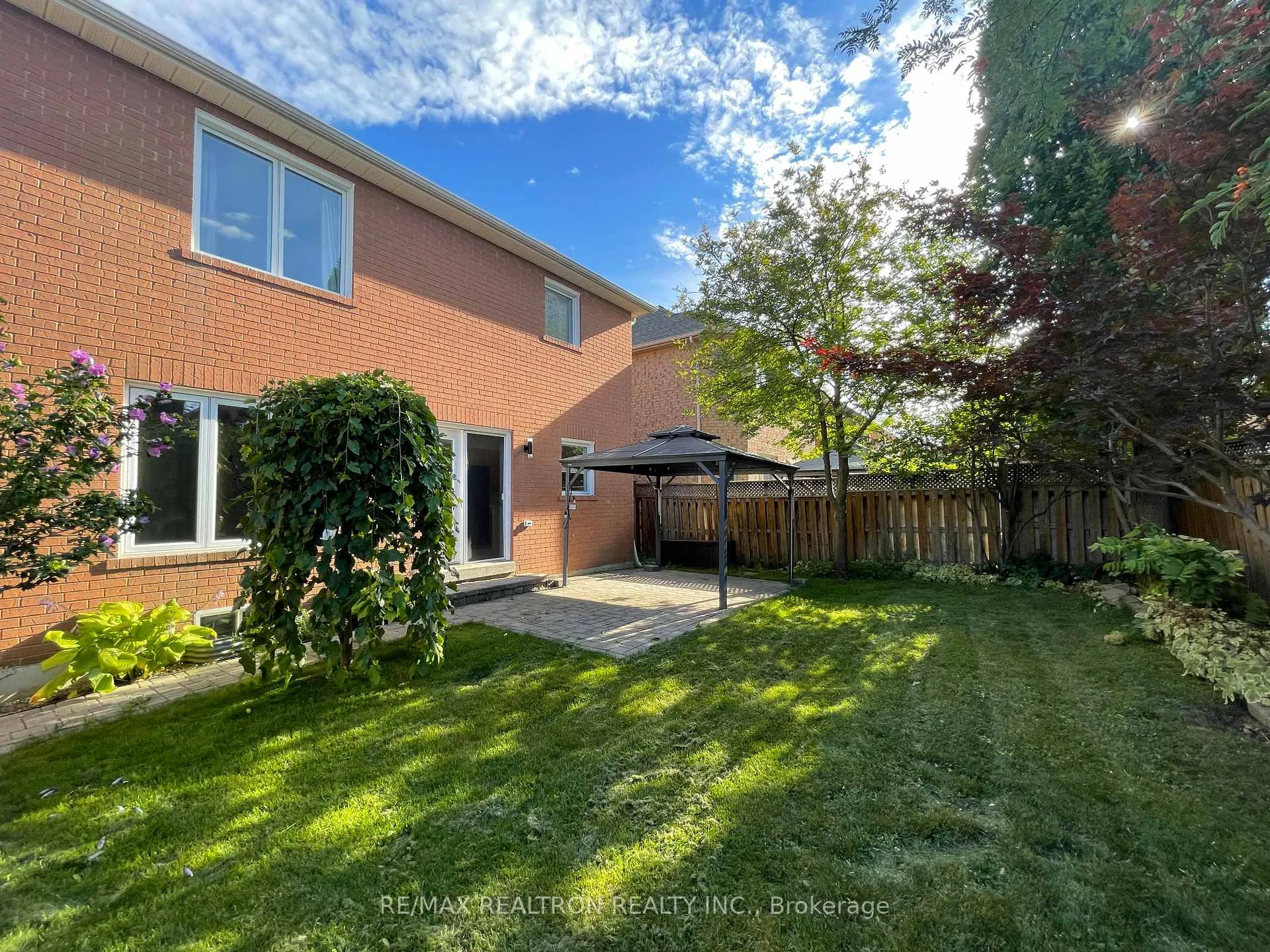 Photo 41 of 137 Bothwell Crescent, Newmarket, Summerhill Estates — HOMEH